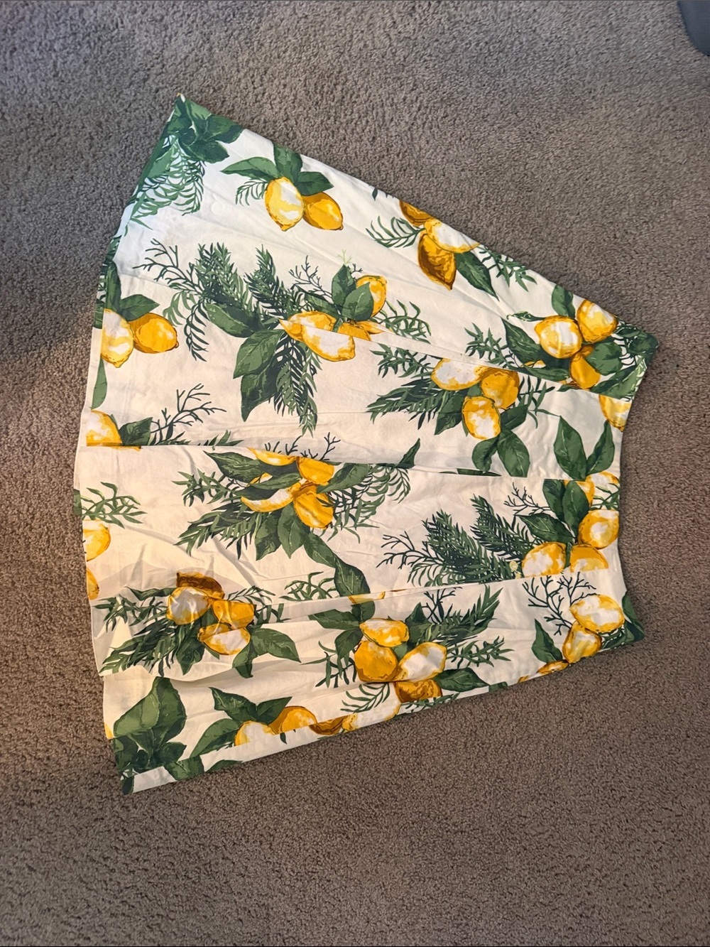 Talbots White Skirt with Yellow Lemon & Green Leaf Print